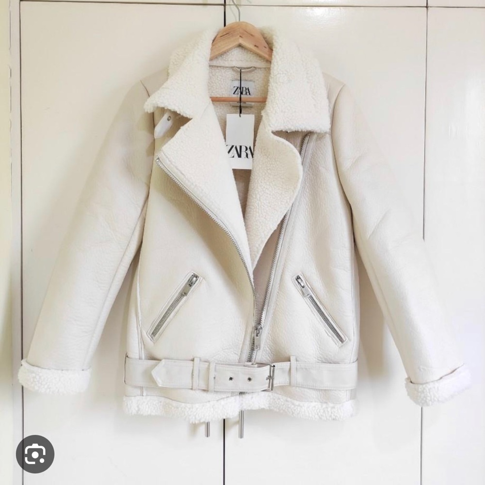 Zara white cream faux leather Sherpa coat. Excellent condition.